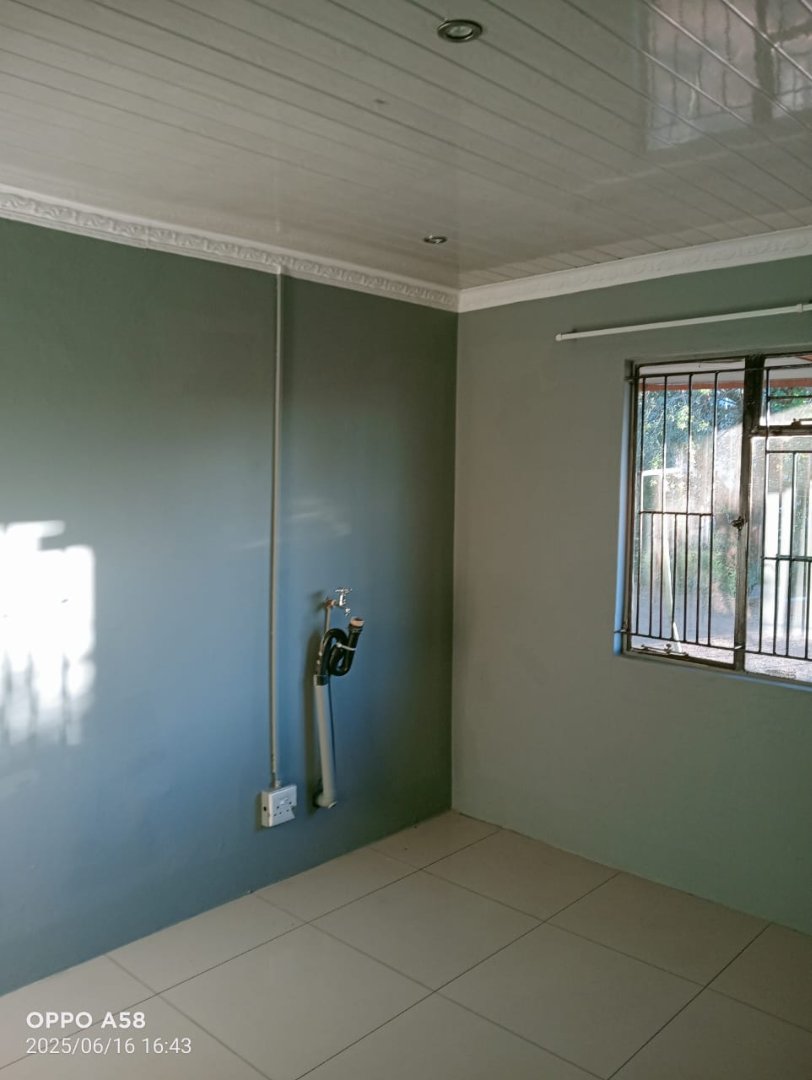  Bedroom Property for Sale in Bloemside 4 Free State